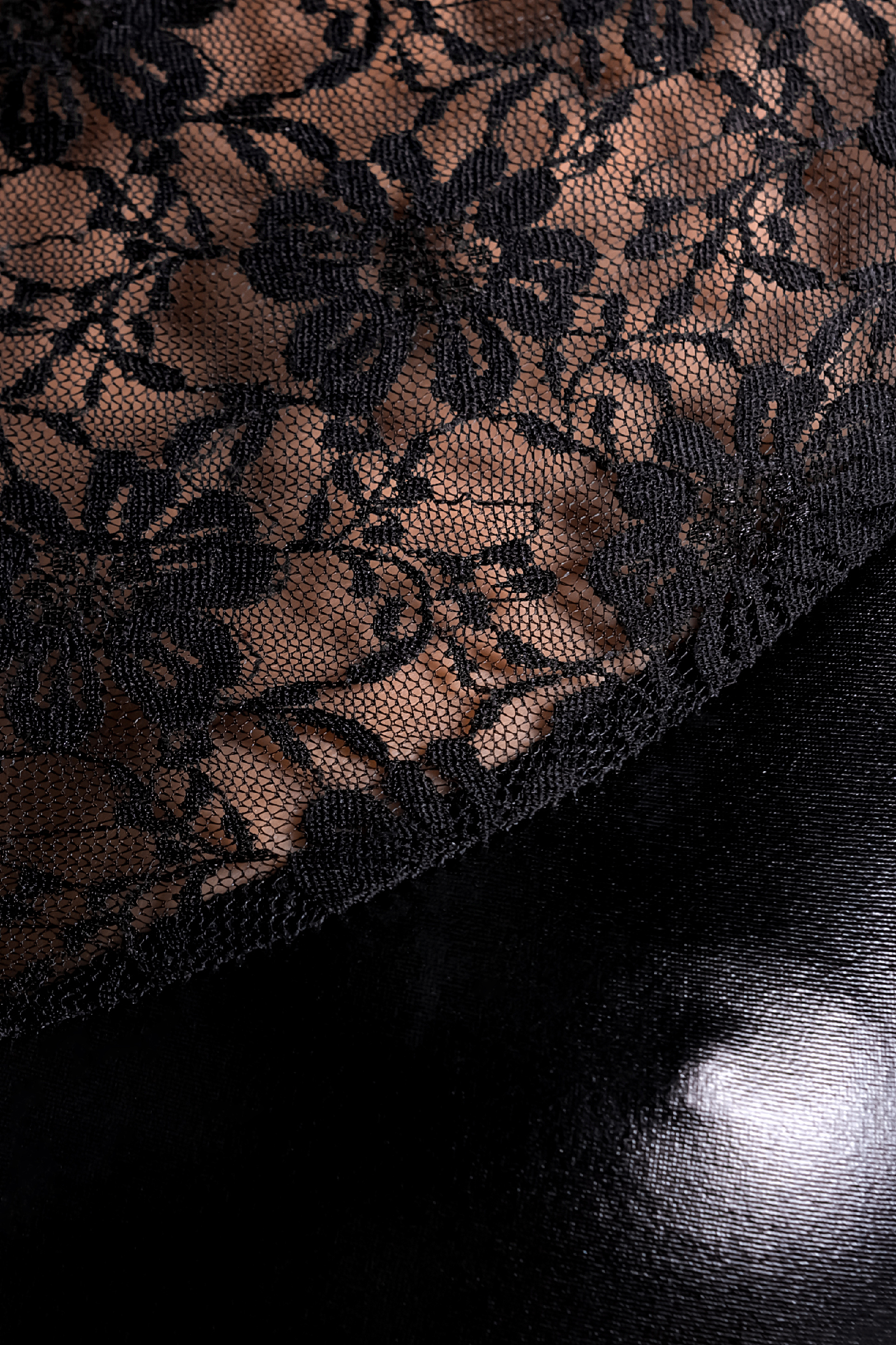 Платье Glossy Lulu из материала Wetlook, черное, S. Фото N4